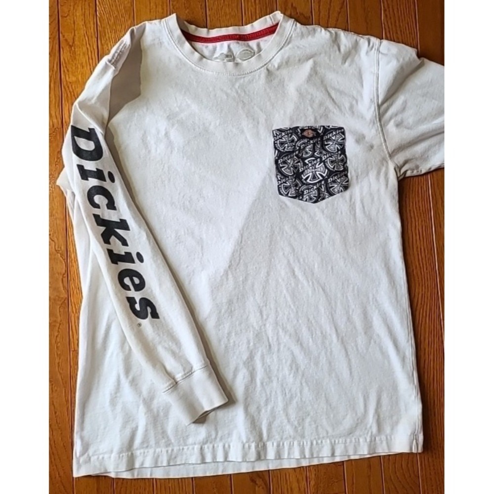 Dickies Shirt Mens Medium‎ White Independent Long Sleeve Skate Pocket Graphic